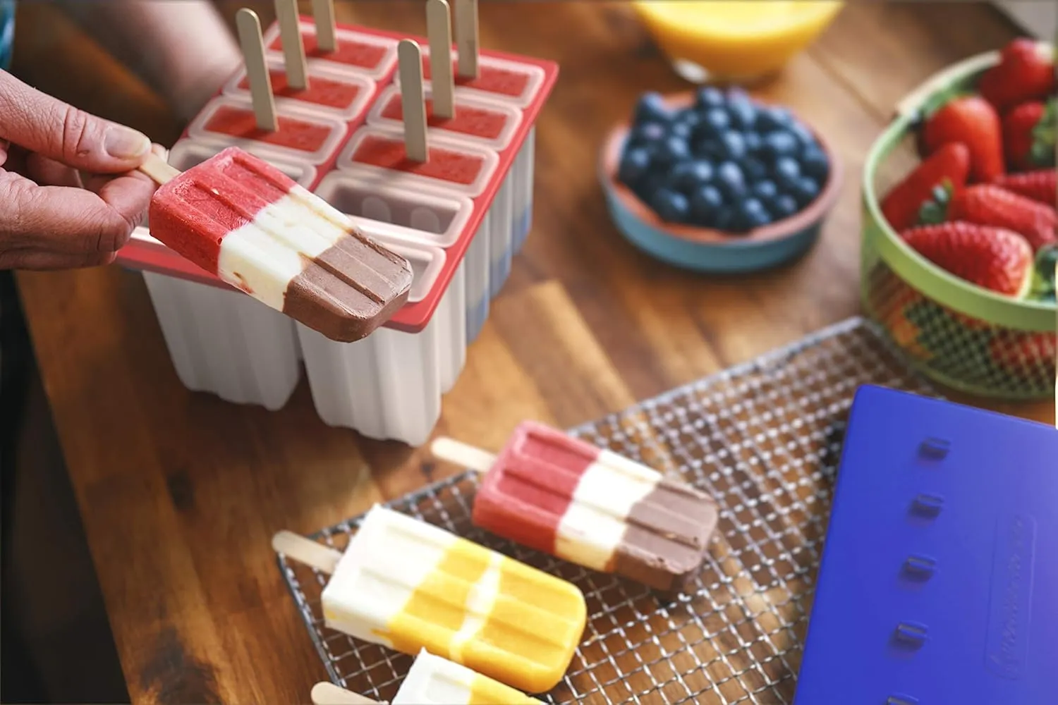 American Ice Pop Maker - Frozen Popsicle Mold - Set of 10 BPA Free Plastic Molds   50 Wood Sticks & Cleaning Brush (Classic-10   200 Sticks, Blue)