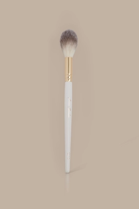 CB12 Tapered Face Blending Brush - Ivory