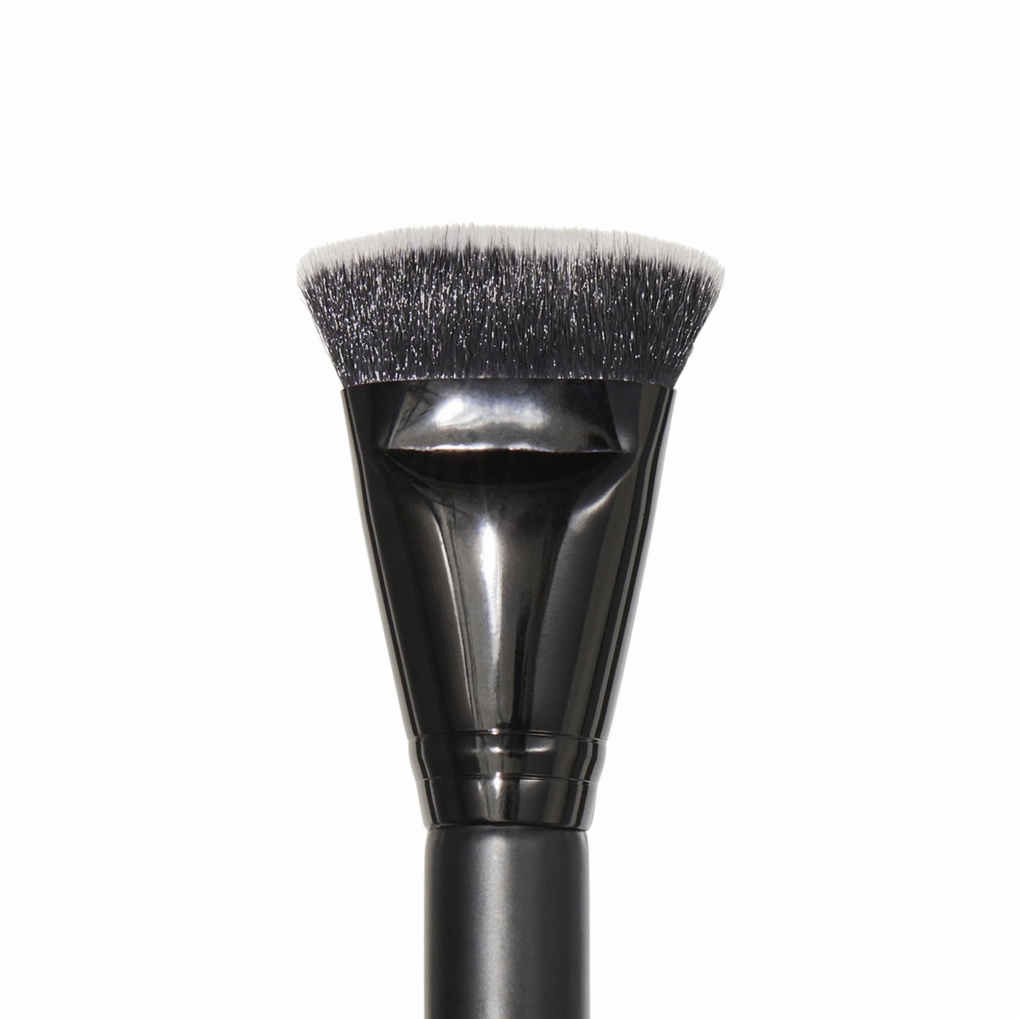 e.l.f. Contouring Brush, Makeup Brush For Creating Flawless Dimension & Sculpting, Use With Bronzer Powder, Liquids & Creams, Vegan & Cruelty-Free