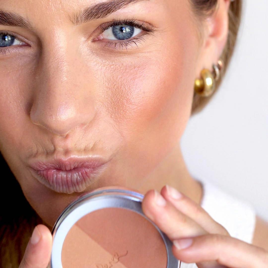 Ere Perez - Natural Rice Powder Bronzer   Contour | Oil Absorbing, Velvet Shimmer Finish, Medium Coverage | Sunflower   Chamomile Oil, Vitamin E | Vegan, Cruelty-Free, Clean Beauty (Tulum)