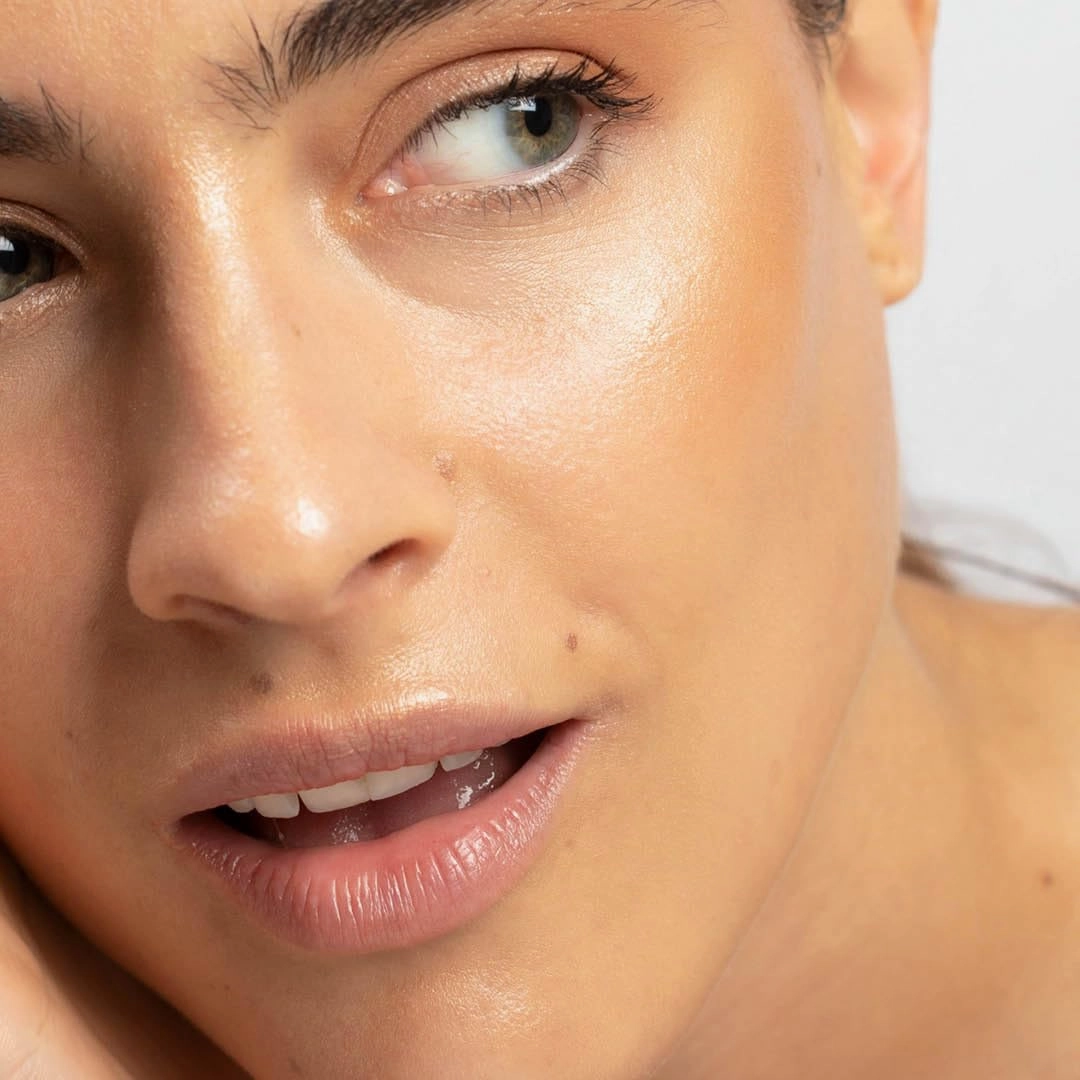Ere Perez - Natural Rice Powder Bronzer   Contour | Oil Absorbing, Velvet Shimmer Finish, Medium Coverage | Sunflower   Chamomile Oil, Vitamin E | Vegan, Cruelty-Free, Clean Beauty (Tulum)