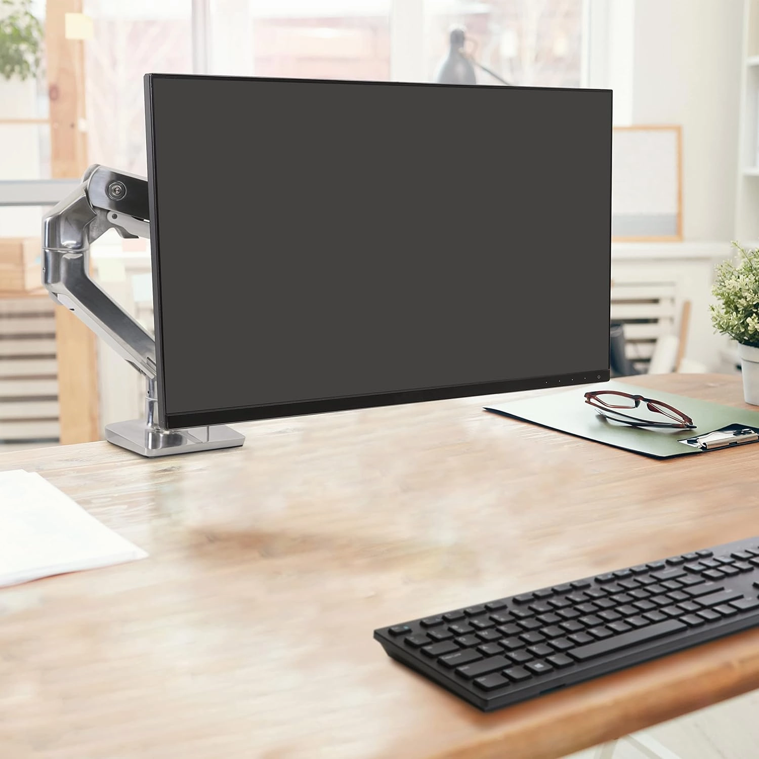 Ergotron – HX Premium Heavy Duty Monitor Arm, Single Monitor VESA Desk Mount – for Flat or Slight Curved Ultrawide Monitors Up to 49 inches, 20 to 42 lbs – Standard Pivot, Polished Aluminum