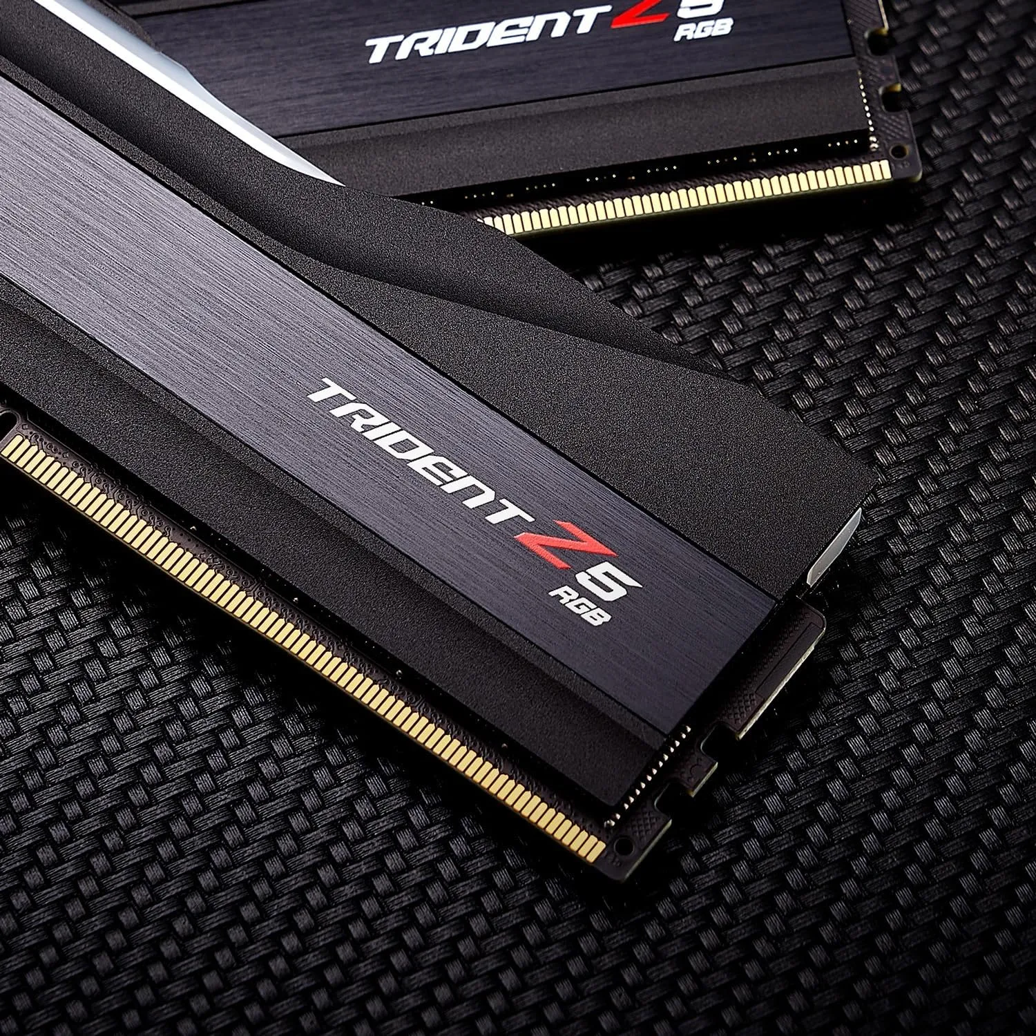 G.SKILL Trident Z5 RGB Series (Intel XMP 3.0 & AMD Expo) DDR5 RAM 32GB (2X 16GB) 6000MT/s CL36-36-36-96 1.35V Desktop Computer Memory U-DIMM - Matte Black (F5-6000J3636F16GA2-TZ5RK)