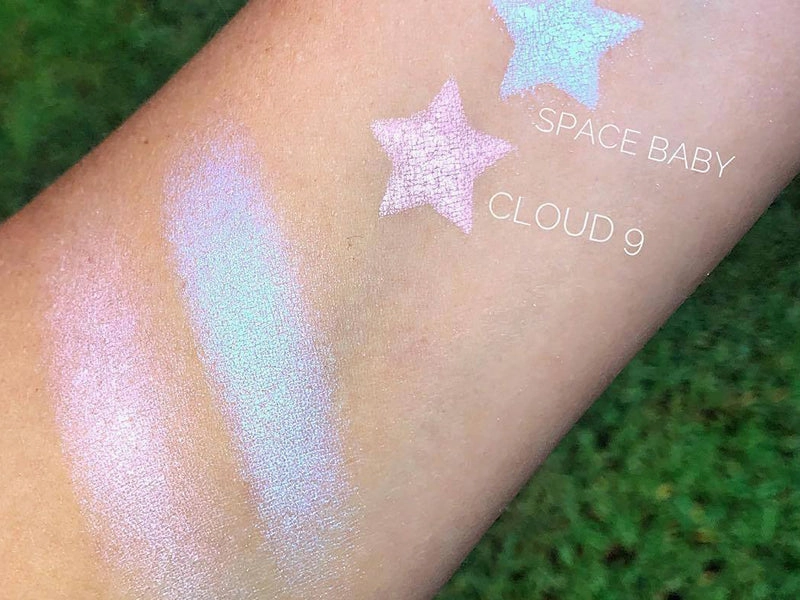 Highlighter - Space Baby From Ofra Cosmetics