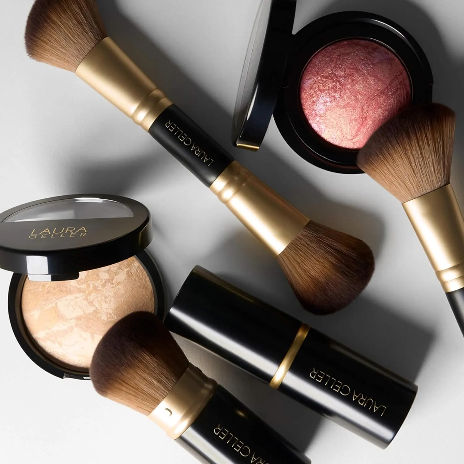 LAURA GELLER NEW YORK Face It All 2pc Makeup Brush Set - Retractable Airbrush Kabuki Brush   Dual-Ended Blush and Bronzer Brush