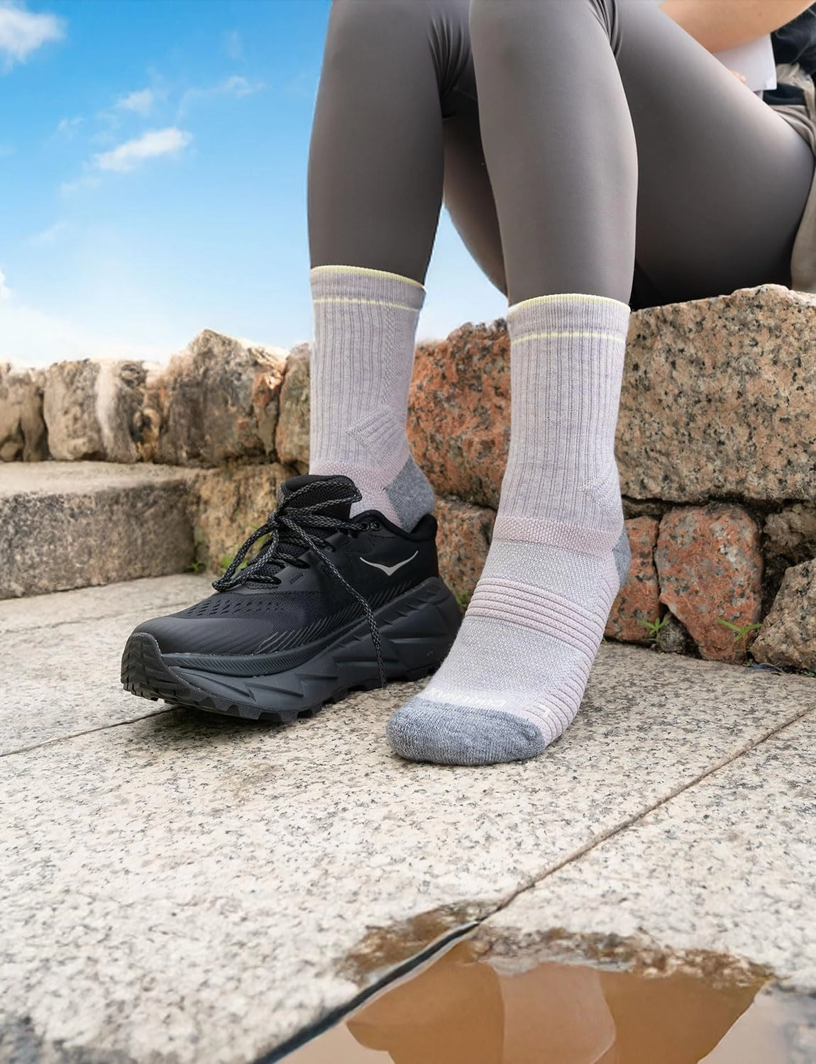 Lightweight Micro Crew Hiking Socks Coolmax Merino Wool Compression Moisture Wicking Anti-Blister Cushioned
