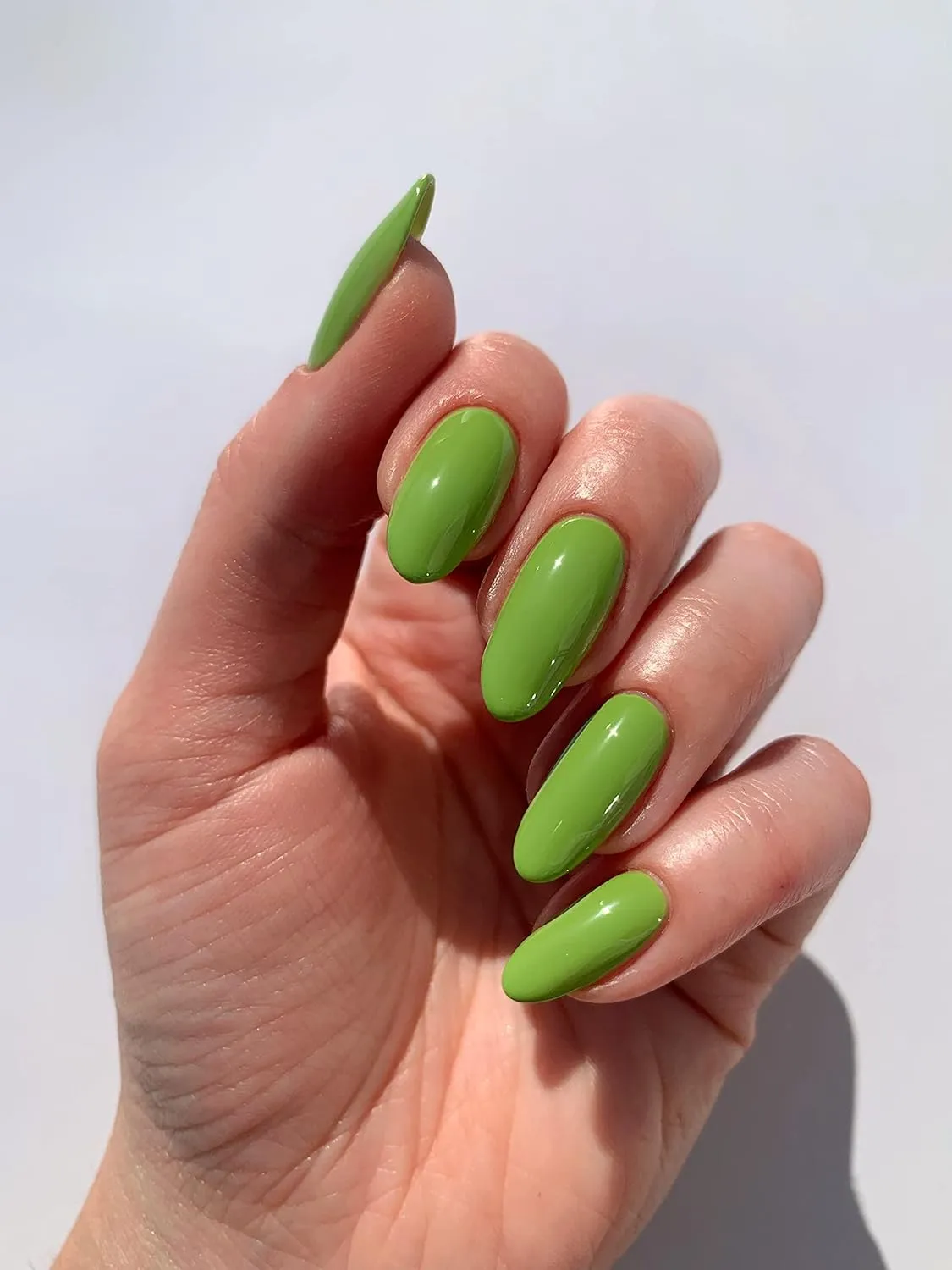 LONDONTOWN lakur Nail Polish - Chip-Resistant, Non-Toxic, Conditions & Hydrates Nails | Glossy Parakeet Green, Tipsy Mermaid, .40 fl oz