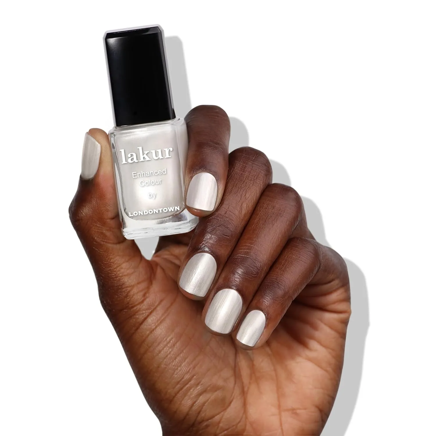 LONDONTOWN lakur Nail Polish - Chip-Resistant, Non-Toxic, Conditions & Hydrates Nails | Shimmery Snow Chrome, Powder, .40 fl oz
