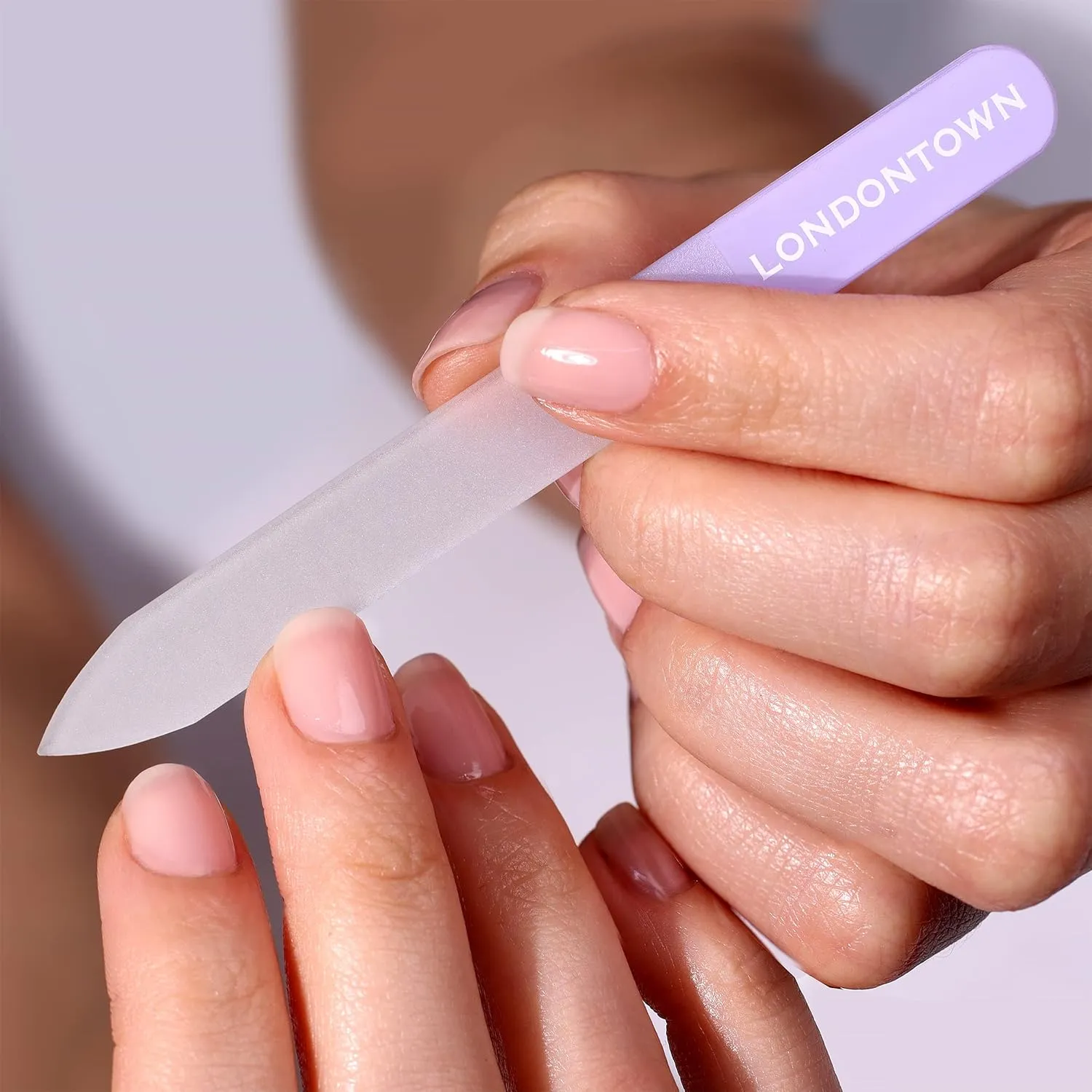 LONDONTOWN Lavender Glass Nail File & Care Tool, Professional Grit Double-Sided Etched Crystal Glass Nail File with Case Pouch (Pack of 2)