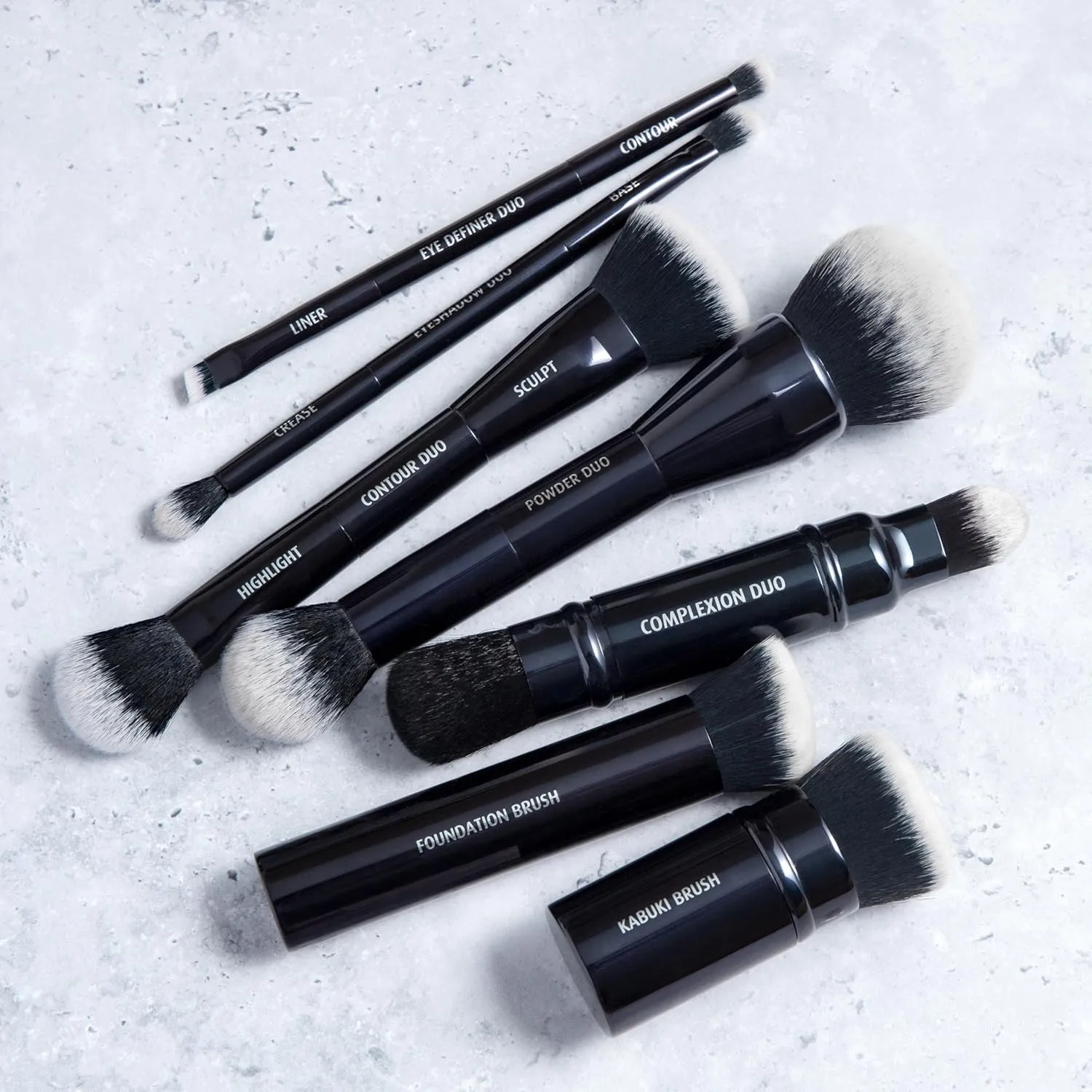 Lune Aster Contour Duo Brush - Multi-tasking, dual-ended vegan Contour Duo Brush. - vegan, paraben free