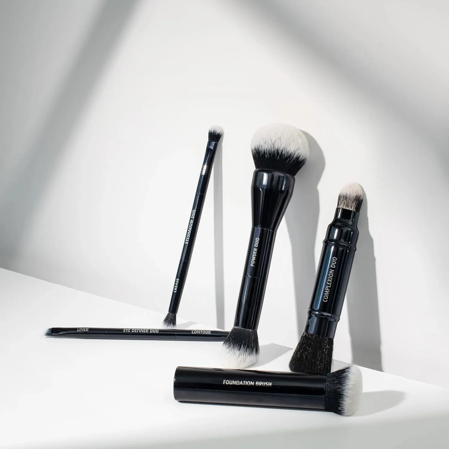 Lune Aster Powder Duo Brush - Multi-tasking, dual-ended vegan Powder Duo Brush.