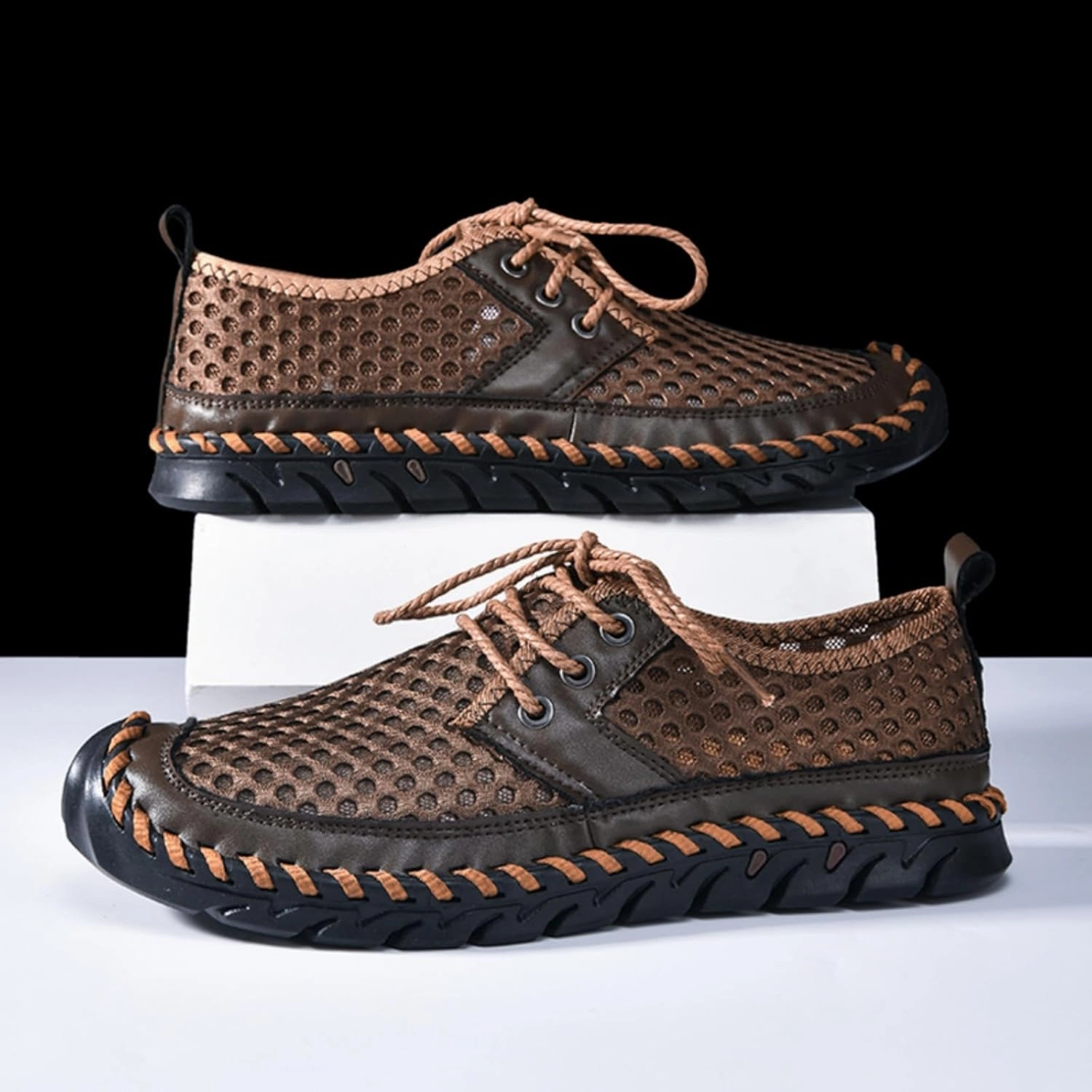Men's Breathable Mesh Casual Shoes with Reinforced Toe Cap & Sturdy Woven Sole Non-Slip Rubber Sole for Outdoor Hiking & Daily Wear Metal-Eyelet Lacing System with Anti-Collision Toe Protection