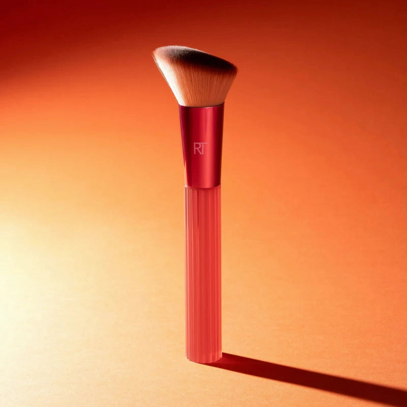 Real Techniques Solar Power Bronzed Up Base Brush 0148