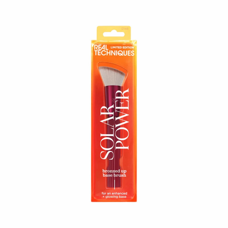 Real Techniques Solar Power Bronzed Up Base Brush 0148