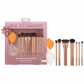 Real Techniques Wrapped In Glow Brush   Sponge 9 Piece Holiday Gift Set, Complete Makeup Brush Set, Foundation Sponge, Seamless Blending & Travel Case, Stocking Stuffer, Limited Edition, Latex-Free