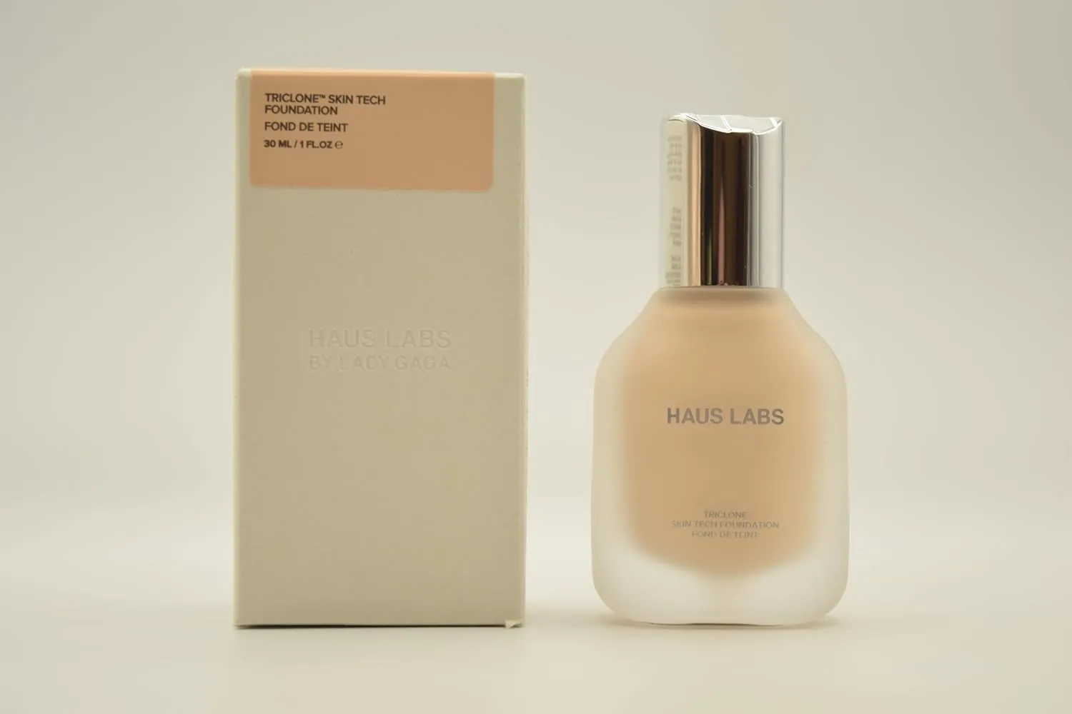 TRICLONE™ SKIN TECH MEDIUM COVERAGE FOUNDATION